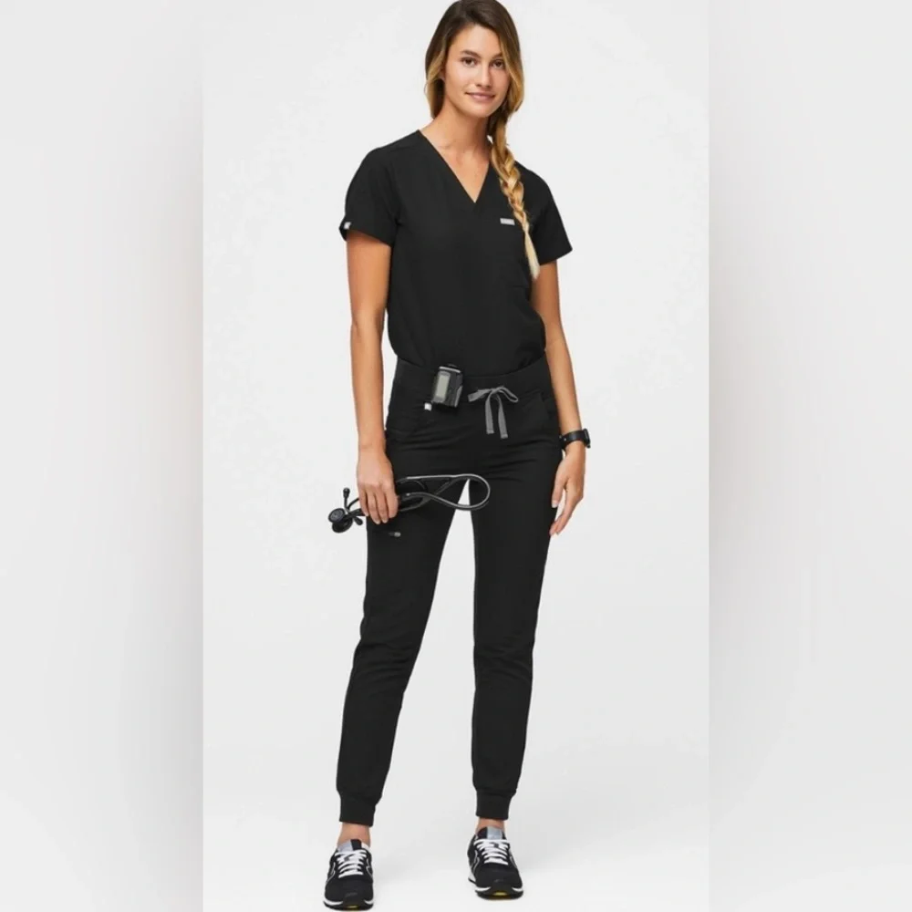 FIGS Zamora Joggers NWOT/EUC! Attention medical professionals ❤️ - Picture 1 of 6